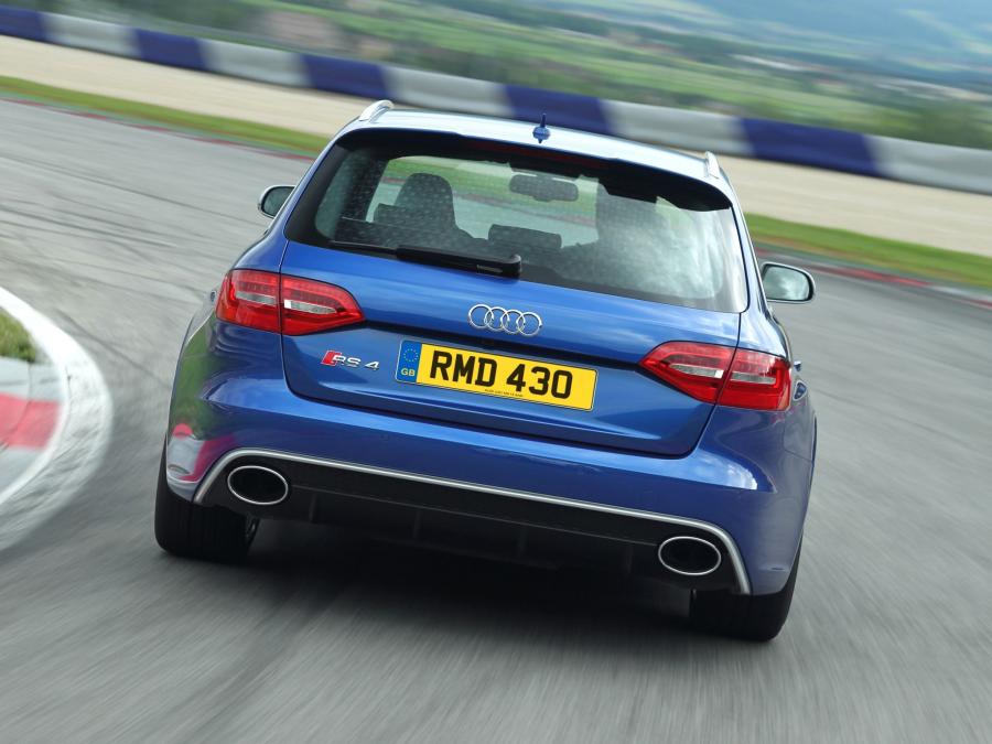  Audi RS4 Avant (B8, 8K) 2012 года  (UK) (фото 24 из 29)